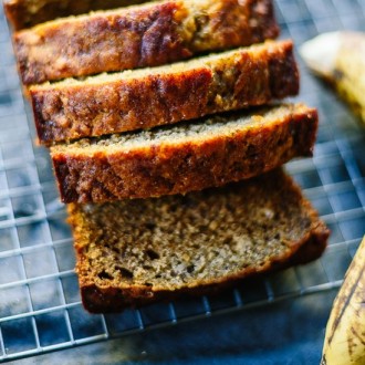 Recette de cake à la banane sans sucre ni beurre