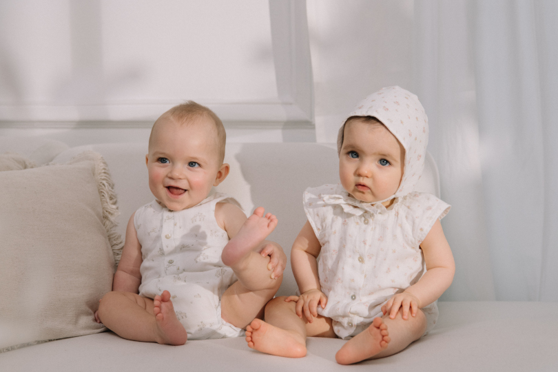 Les tenues de Noël pour bébé les plus adorables pour 2023